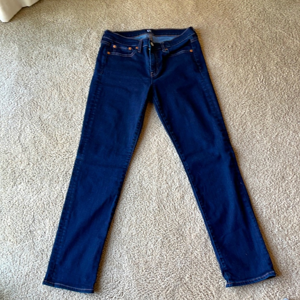 GAP classic straight jeans. Size 30 regular